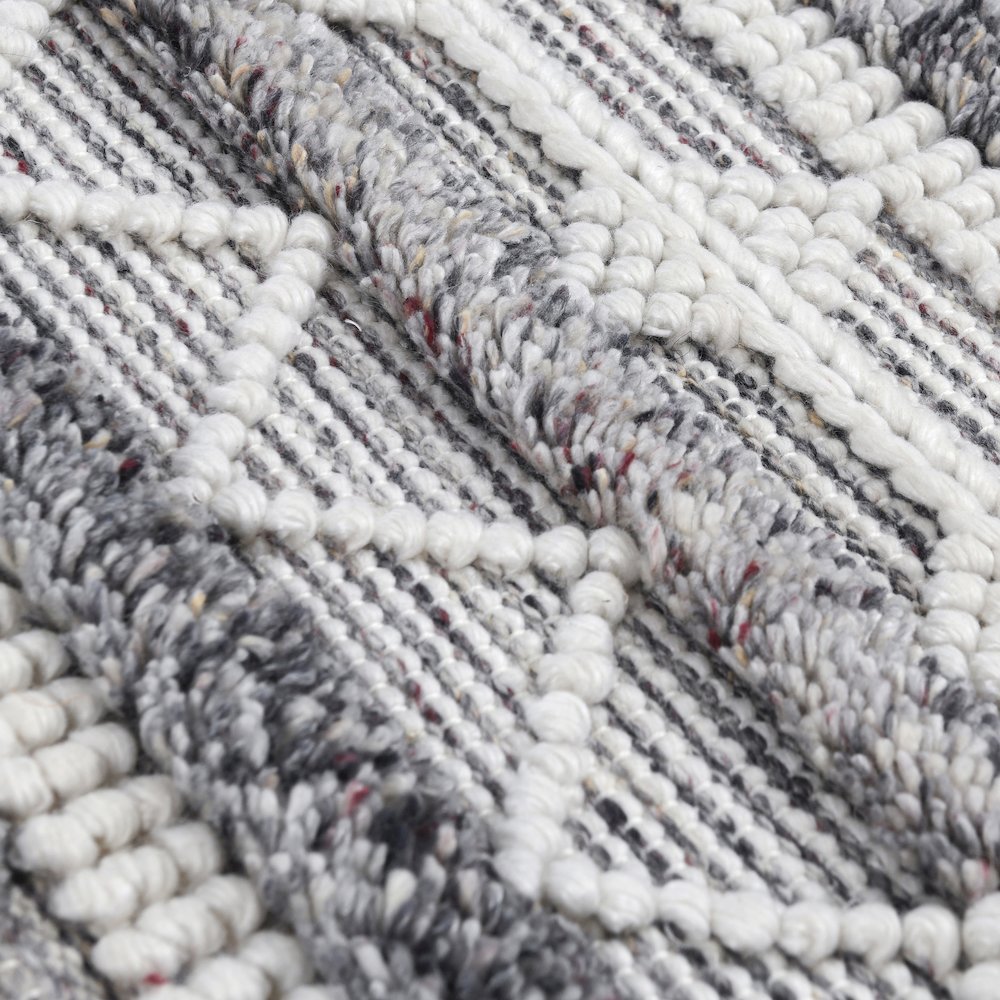 Tonopah 2.6'x8' Indoor Outdoor  Sustainable Fabric Handwoven Ivory Accent Rug. Picture 3