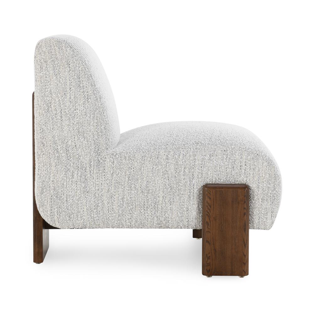 Chelsea Accent Chair in Ivory. Picture 3