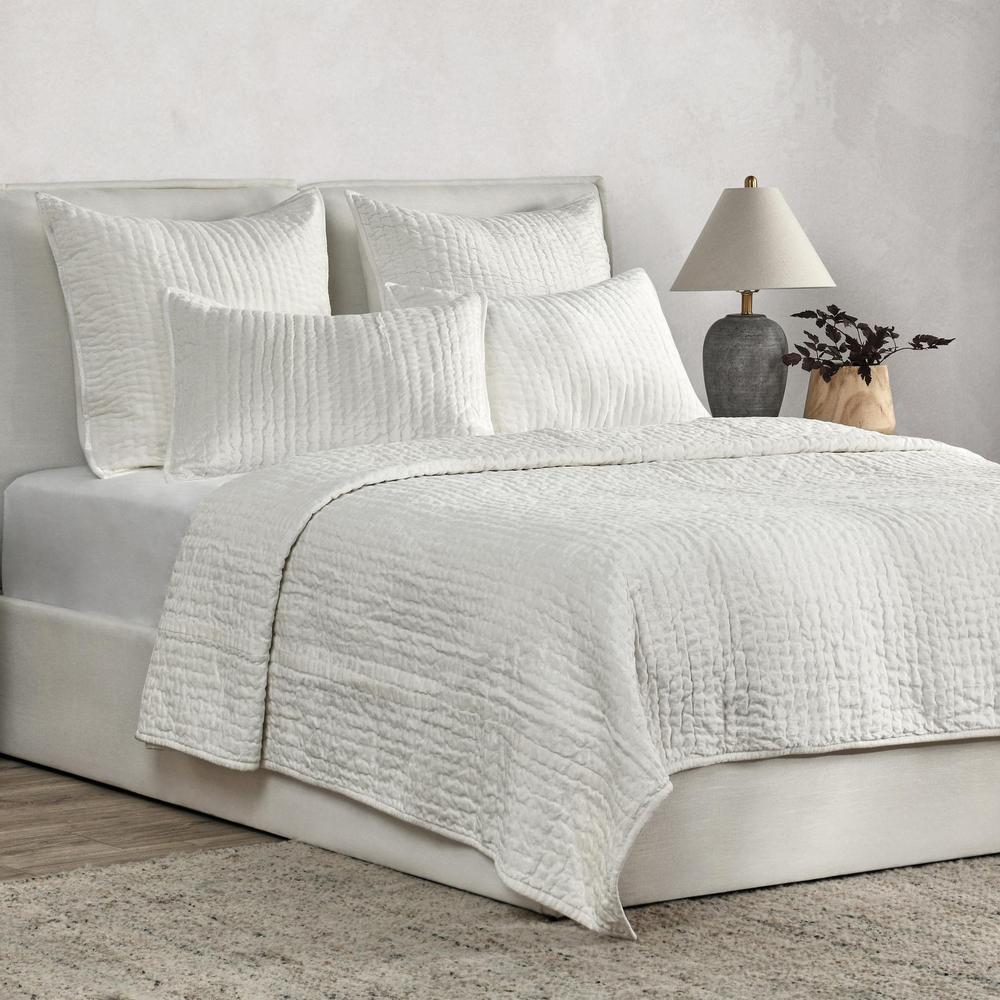 Dimitry 100% Rayon Velvet Ivory King Quilt by Kosas Home. Picture 2
