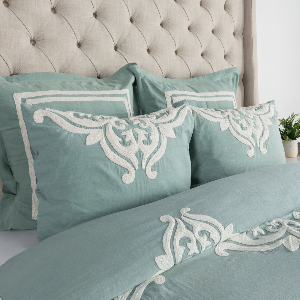 Kent 100% Cotton Embroidered King Sham. Picture 2