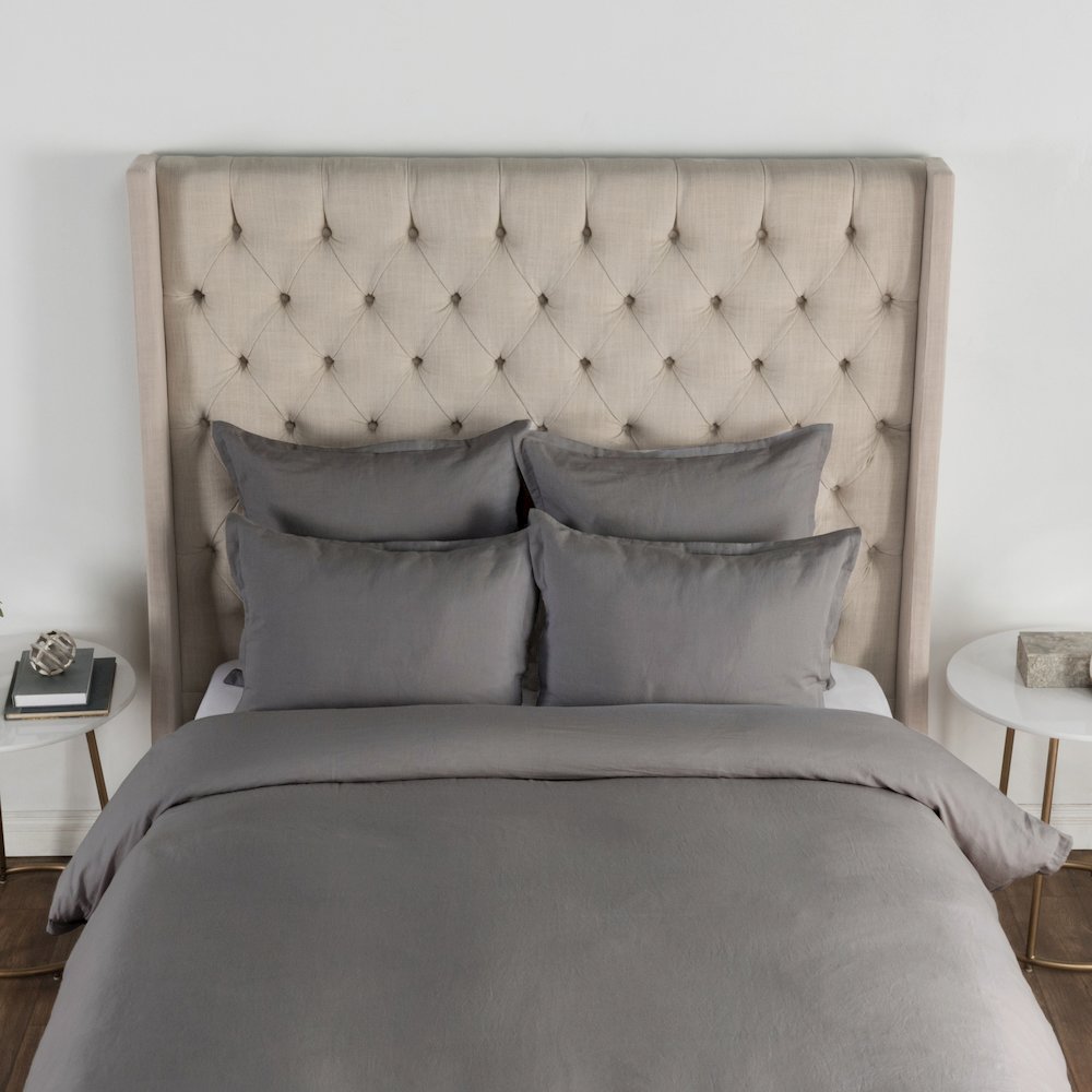 Arcadia Linen Blend Queen Duvet. Picture 1