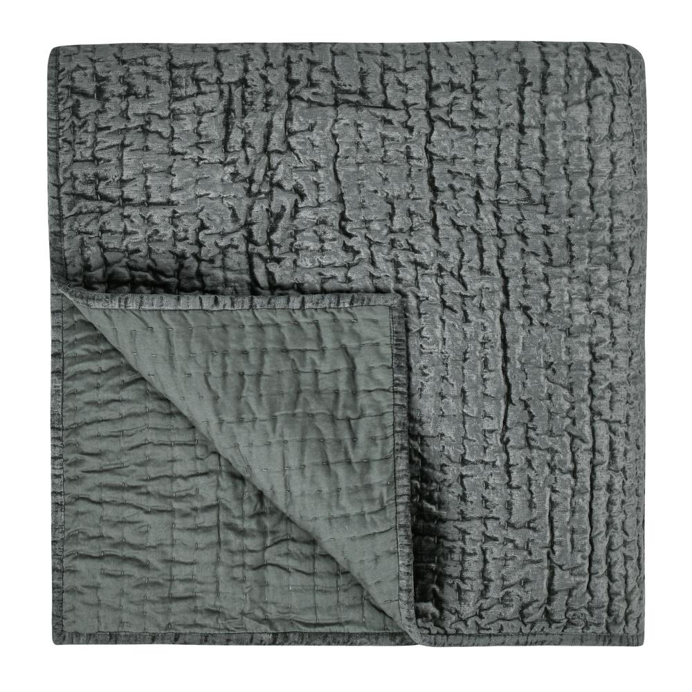Dimitry 100% Rayon Velvet Bay Green King Quilt by Kosas Home. Picture 1