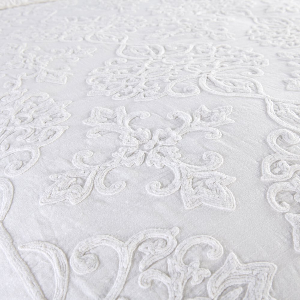 Reagan Cotton Hand Design King Duvet. Picture 1