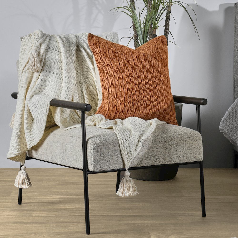 Marcie Belgian Linen Knitted Throw Pillow. Picture 6