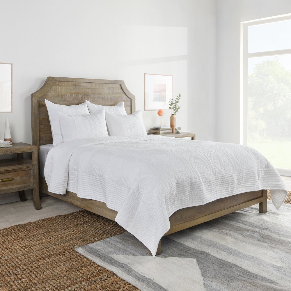 Anessa Linen Blend King Quilt. Picture 2