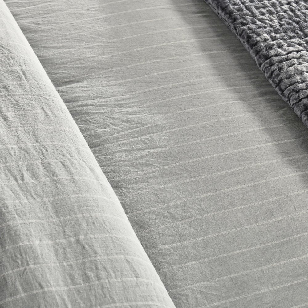 Monaco 100% Linen Queen Duvet , Blue. Picture 5