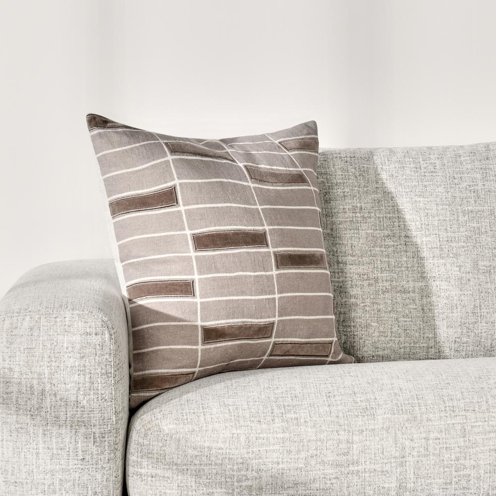 Breccia 22" Belgian Linen Throw Pillow, Taupe. Picture 6