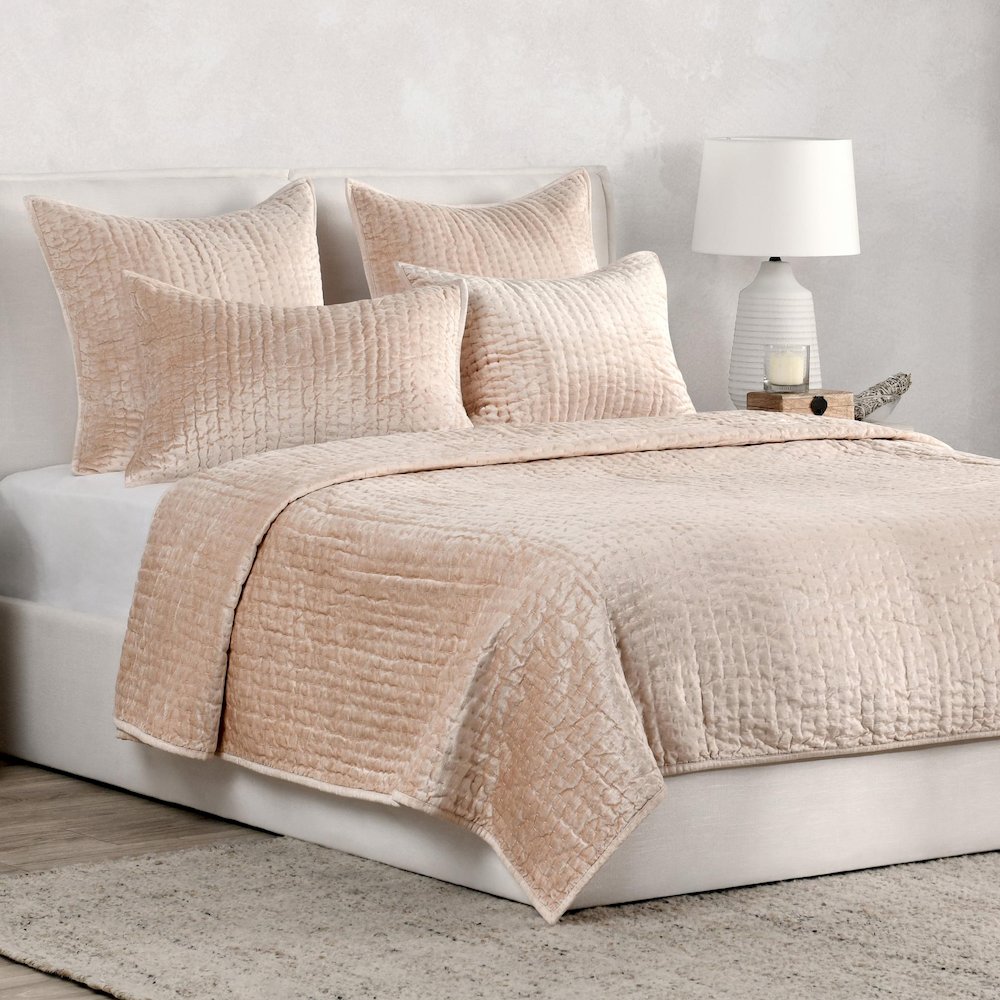 Dimitry 100% Rayon Velvet Nude King Quilt. Picture 2