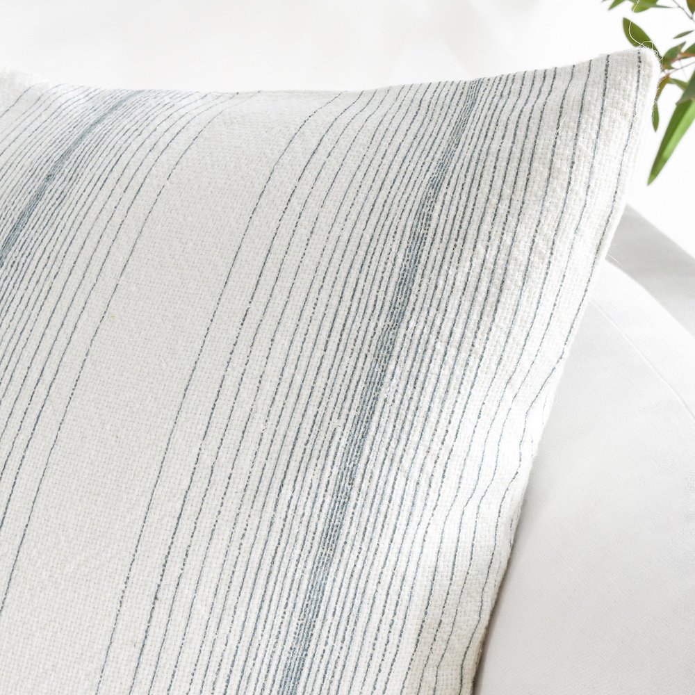 Theta 26" Linen Blend Throw Pillow, Blue. Picture 5