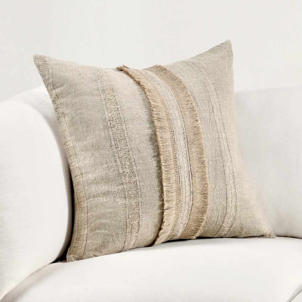 Valley 22" Belgian Linen Woven Throw Pillow, Natural. Picture 6