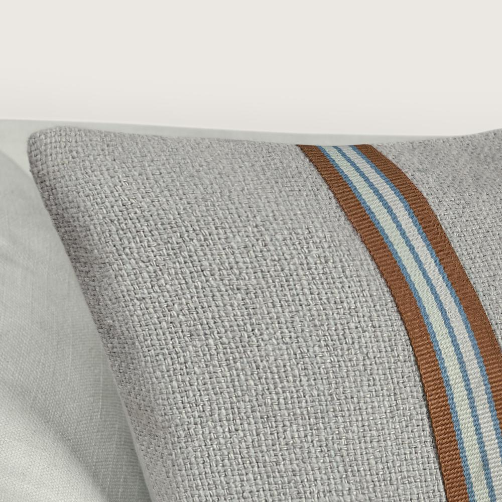 Eddie 24" Cotton Linen Blend Throw Pillow, Green. Picture 7