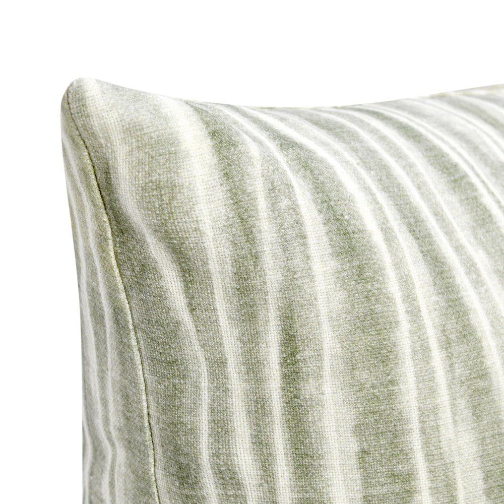 Holston 22" Cotton Fabric Throw Pillow in Green. Picture 4