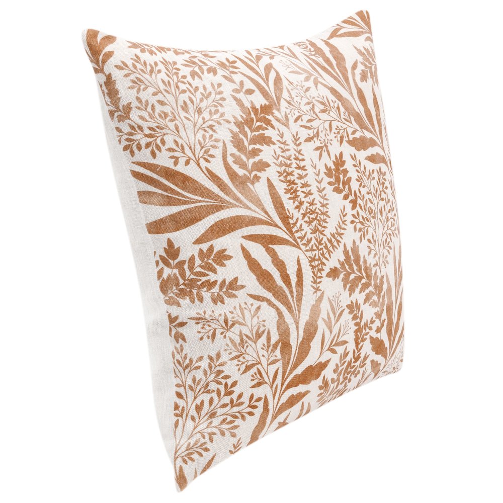 Mulberry 22" Belgian Linen Fabric Throw Pillow in Chestnut Brown. Picture 4