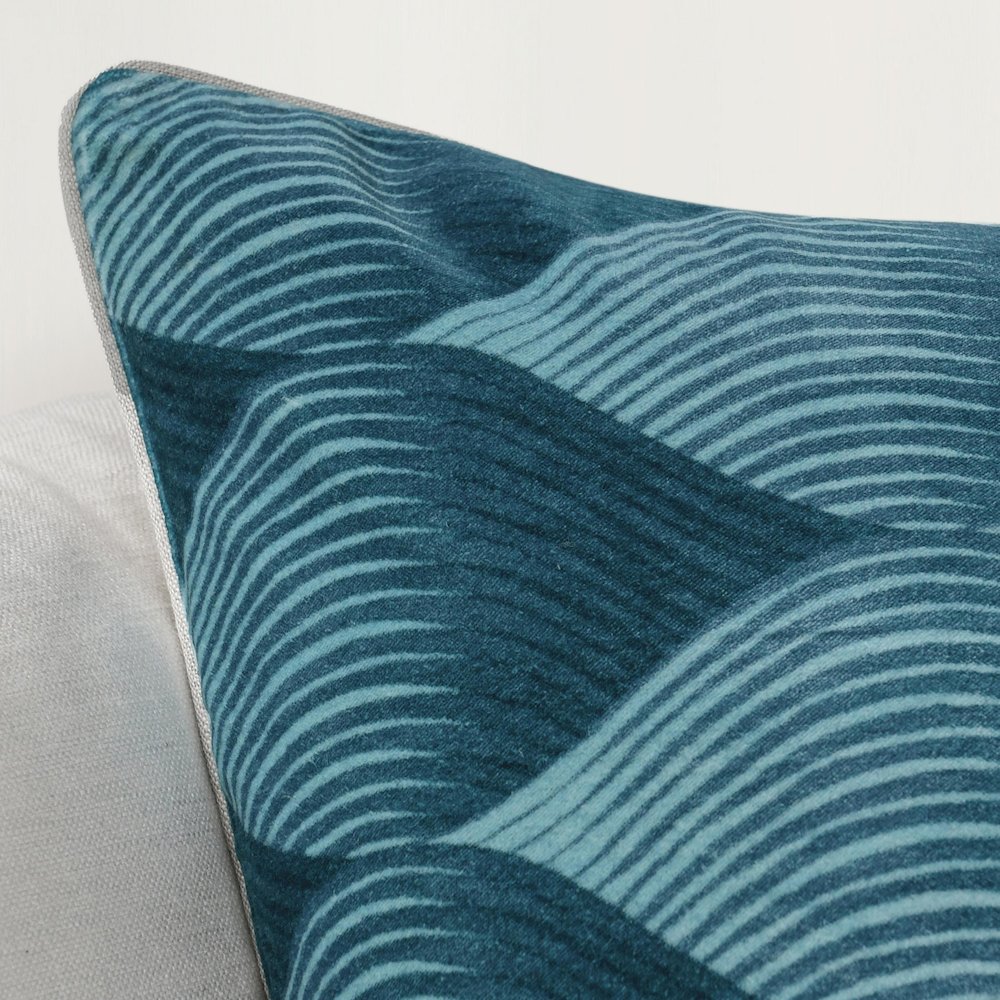 Scala 22" Cotton Velvet Fabric Blue Throw Pillow. Picture 7