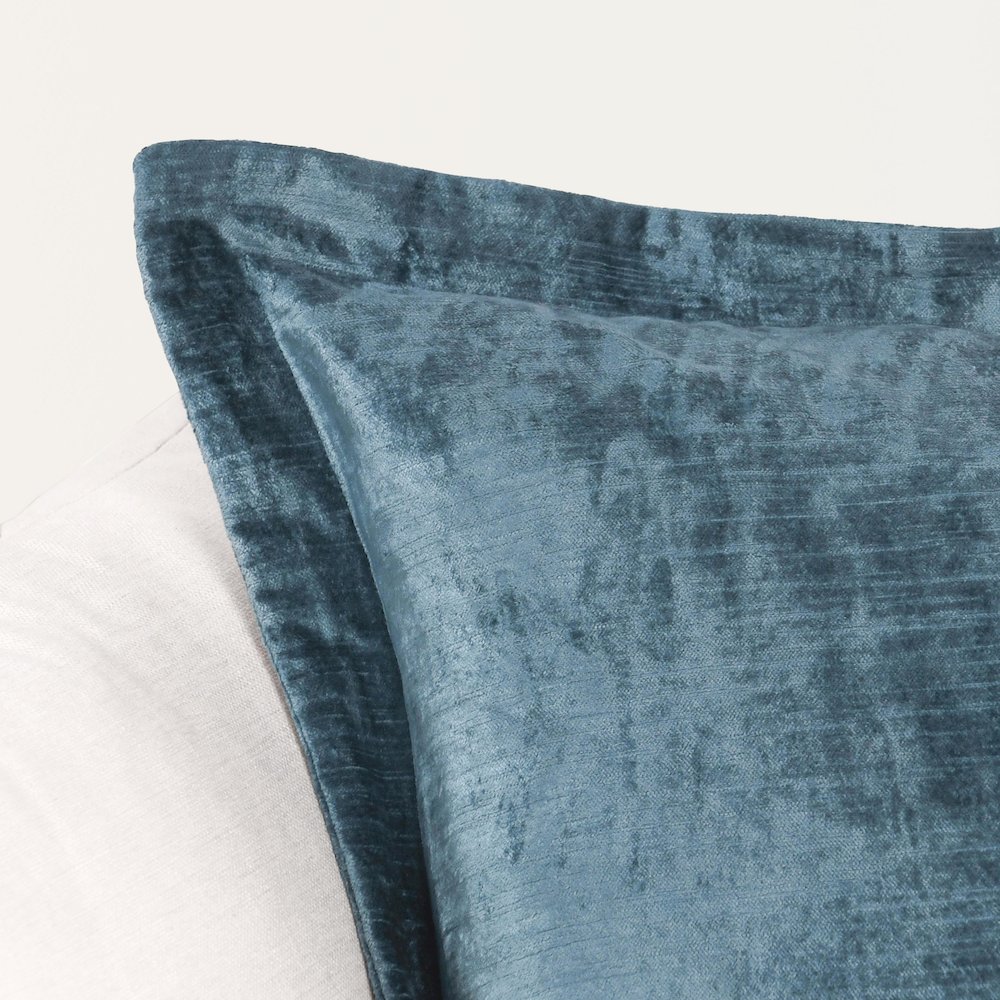 Lapis Velvet Fabric Throw Pillow. Picture 6