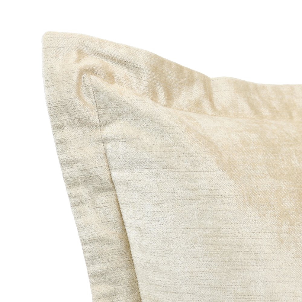 Lapis Velvet Fabric Throw Pillow. Picture 4