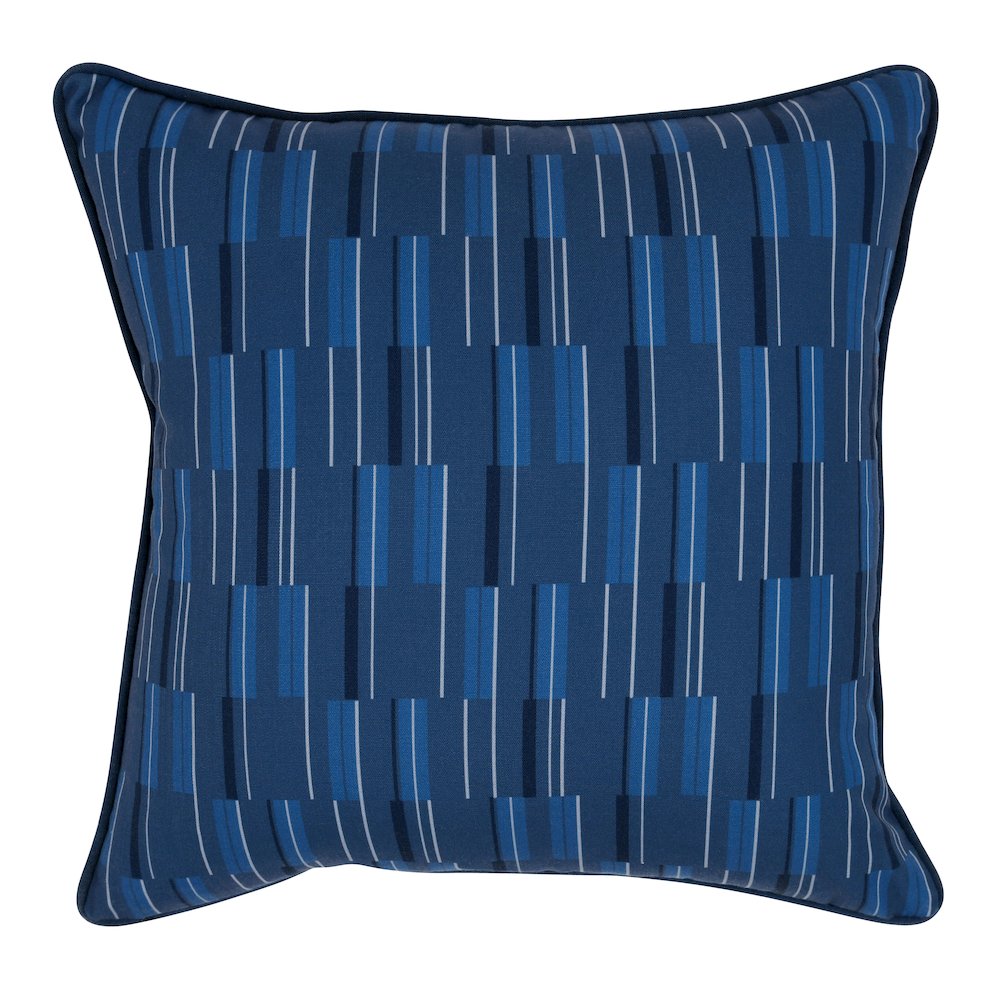 Indoor/Outdoor Nantucket Blue 22x22. Picture 1