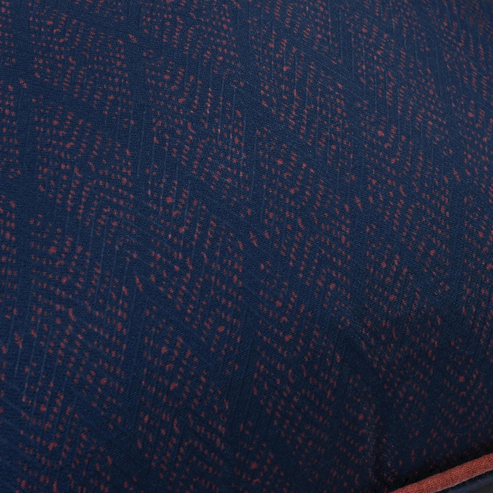 Indoor/Outdoor Gulf Dark Blue/Red 22x22. Picture 4