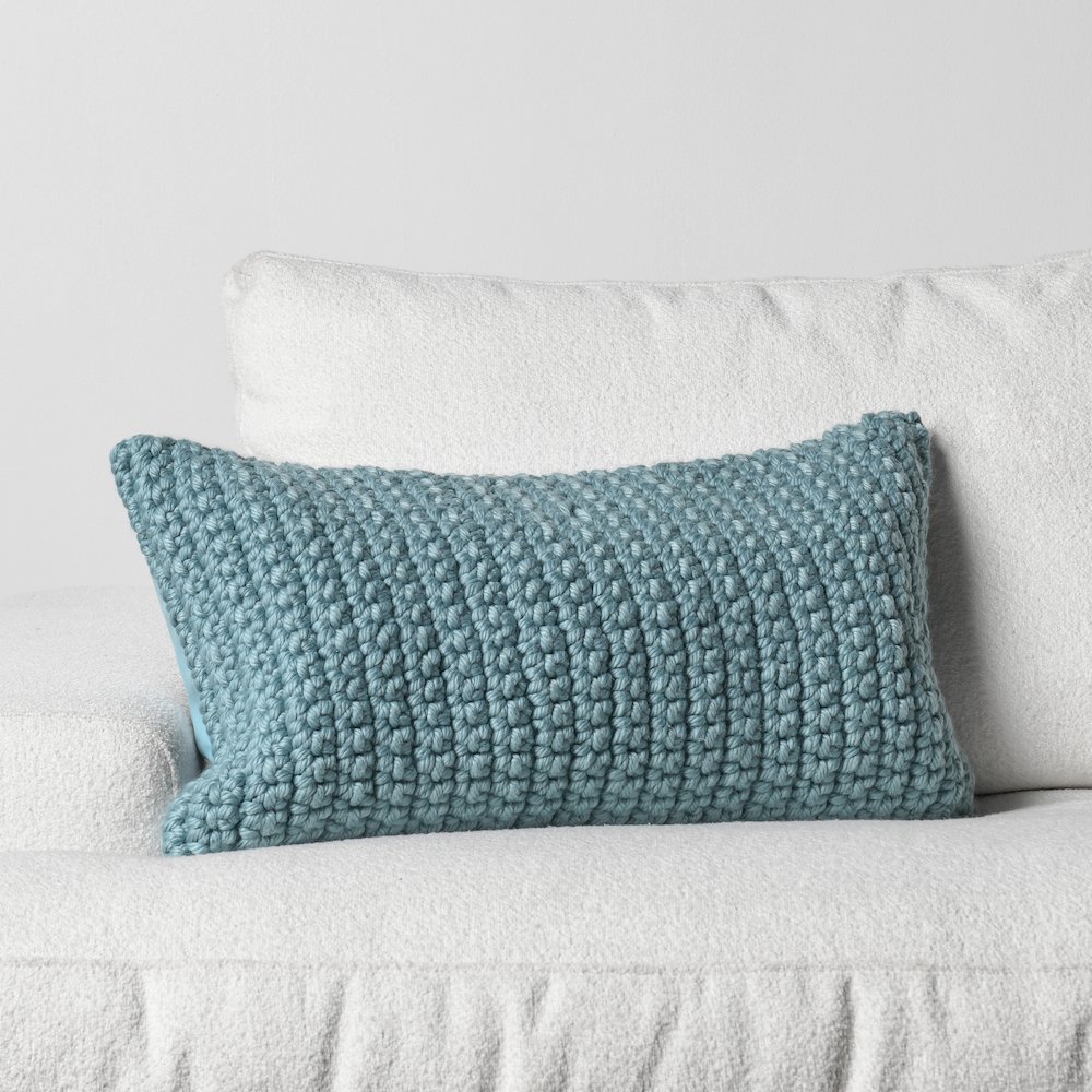 PrismPerformance Outdoor Throw Pillow, Blue. Picture 3