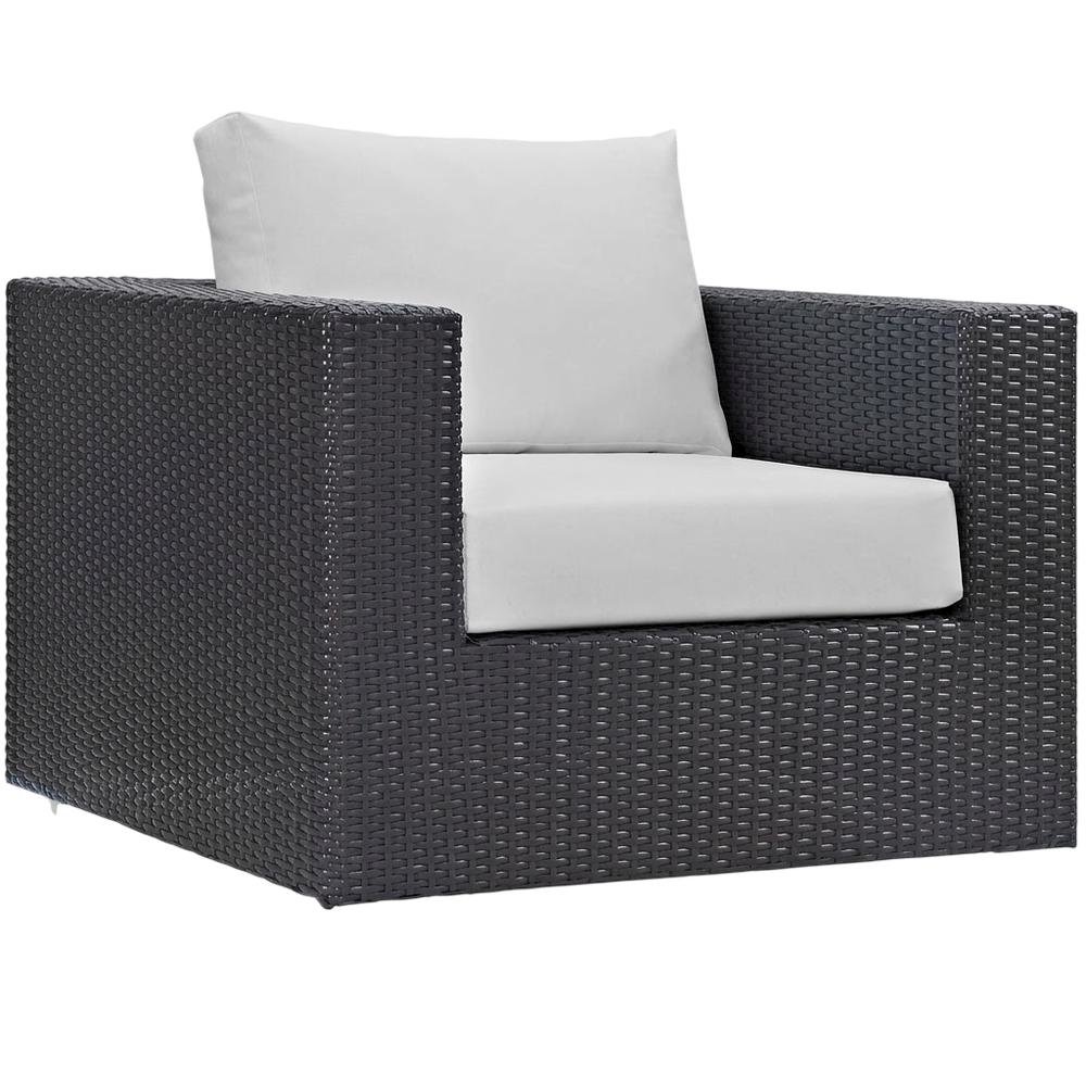 Outdoor Patio Armchair With Weather-Resistant Finish And Comfortable Cushions. Picture 1