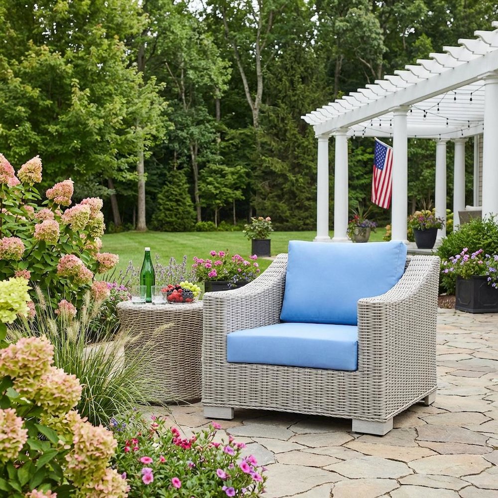 Outdoor Wicker Rattan Armchair For Patio Lounge Seating. Picture 3