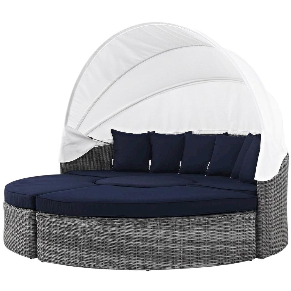 Outdoor Patio Sunbrella Daybed With Weather-Resistant Fabric. Picture 1