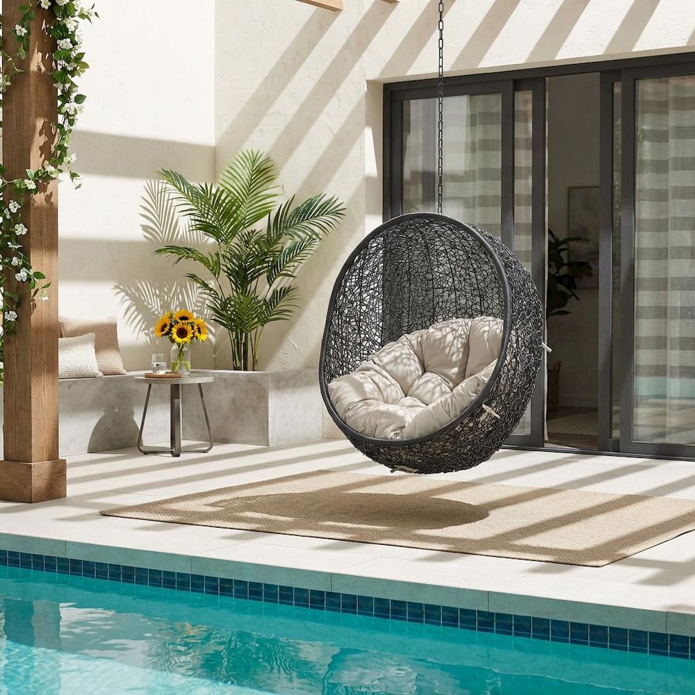 Outdoor Patio Lounge Chair With Cushioned Seating For Comfortable Relaxation. Picture 2