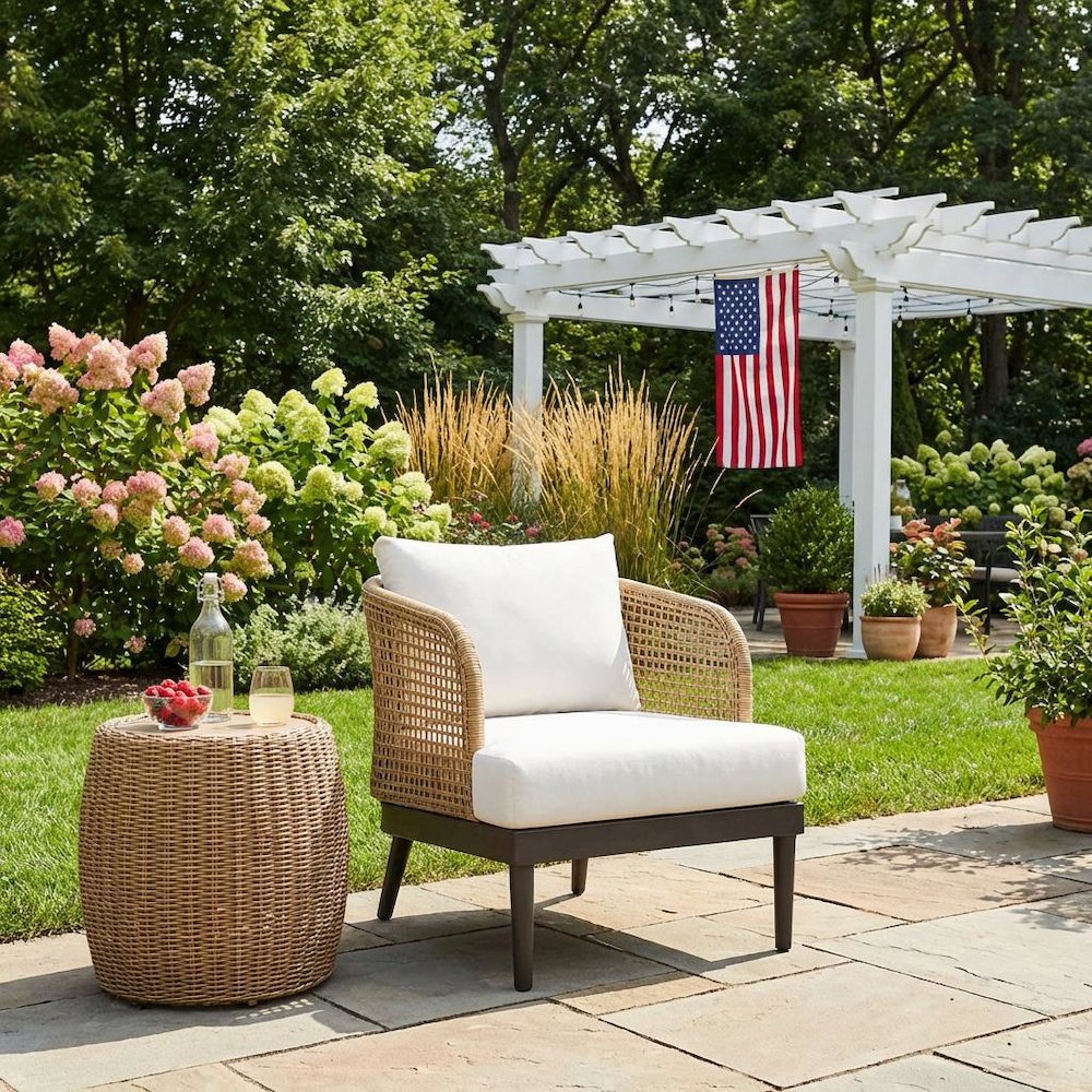 Outdoor Patio Armchair With Cushioned Seat And Comfortable Backrest. Picture 3