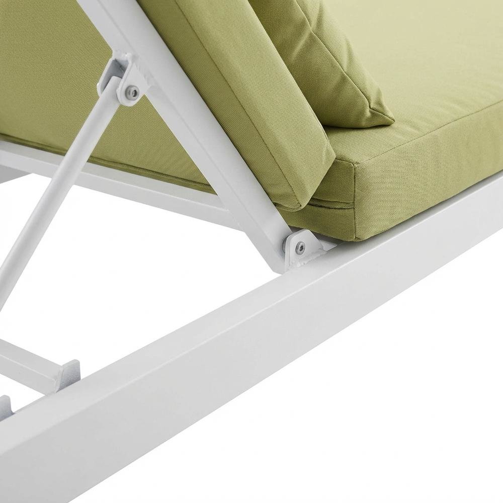 Outdoor Patio Chaise Lounge Chair With Cushion For Outdoor Relaxation. Picture 6