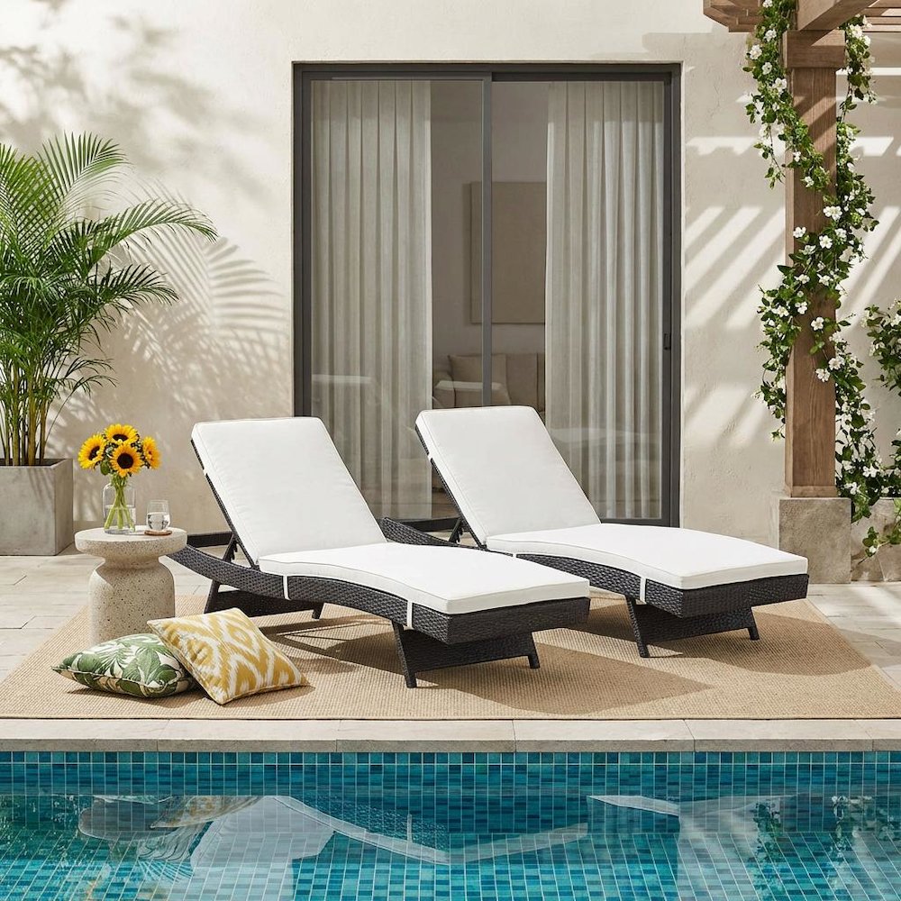 Outdoor Patio Lounge Chair Set With Cushions And Sturdy Frame. Picture 2