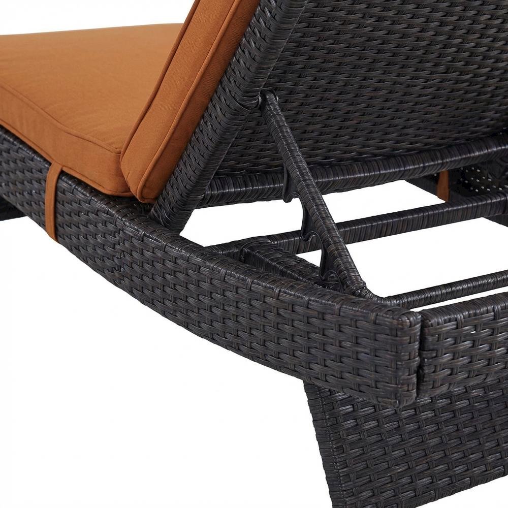 Outdoor Patio Lounge Chair With Cushioned Seat For Comfortable Relaxation. Picture 6