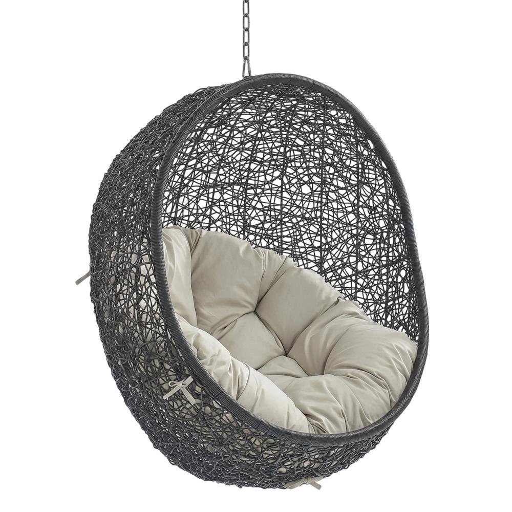 Outdoor Patio Lounge Chair With Cushioned Seating For Comfortable Relaxation. Picture 1