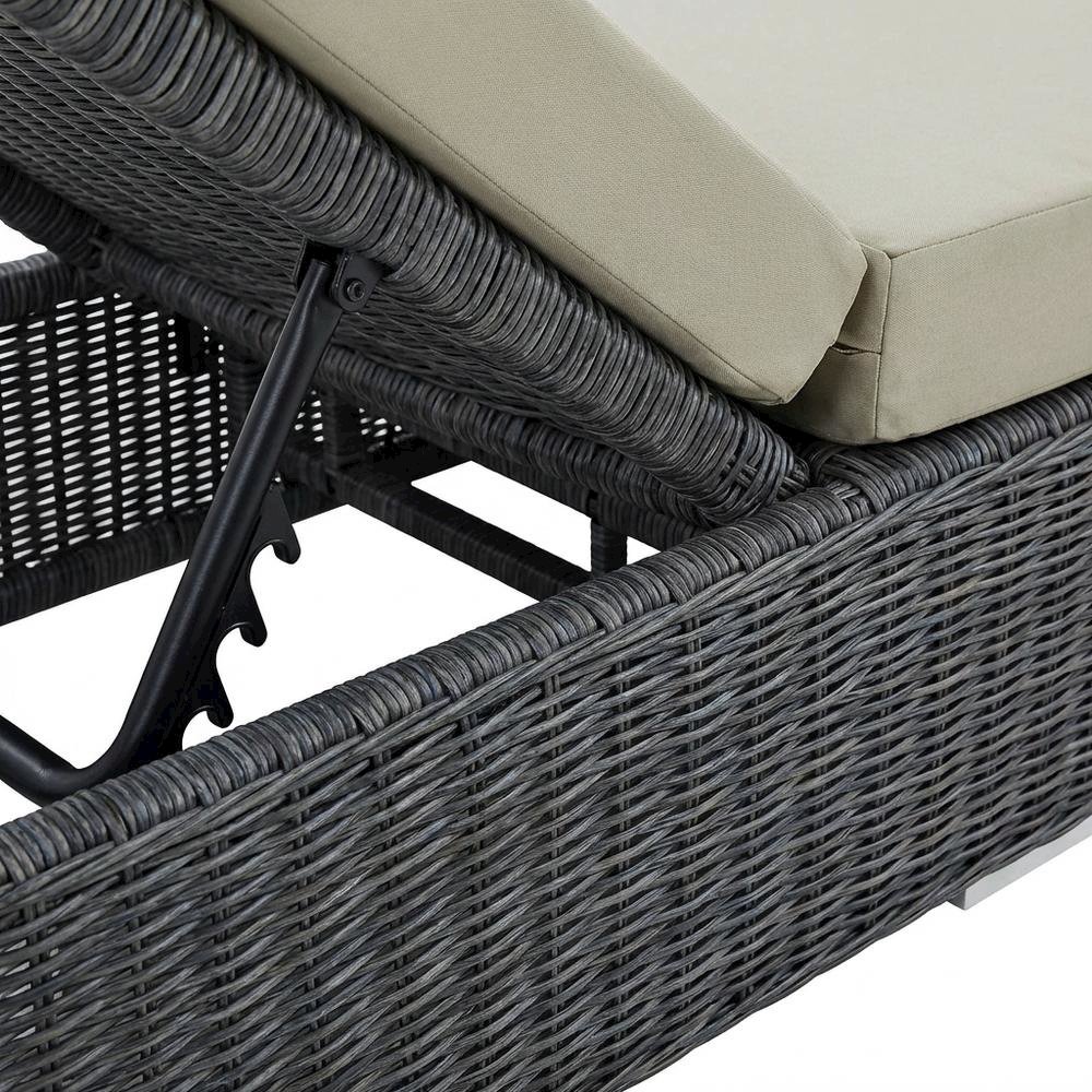Outdoor Patio Chaise Lounge With Cushioned Seat And Back For Comfort. Picture 6