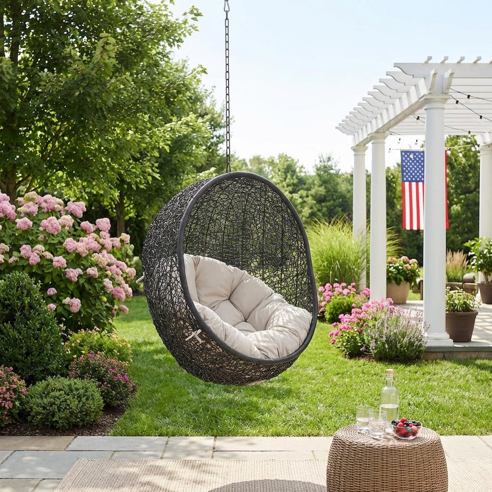Outdoor Patio Lounge Chair With Cushioned Seating For Comfortable Relaxation. Picture 3