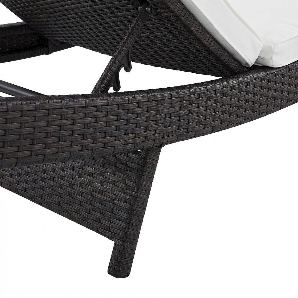 Outdoor Patio Lounge Chair Set With Cushions And Sturdy Frame. Picture 6