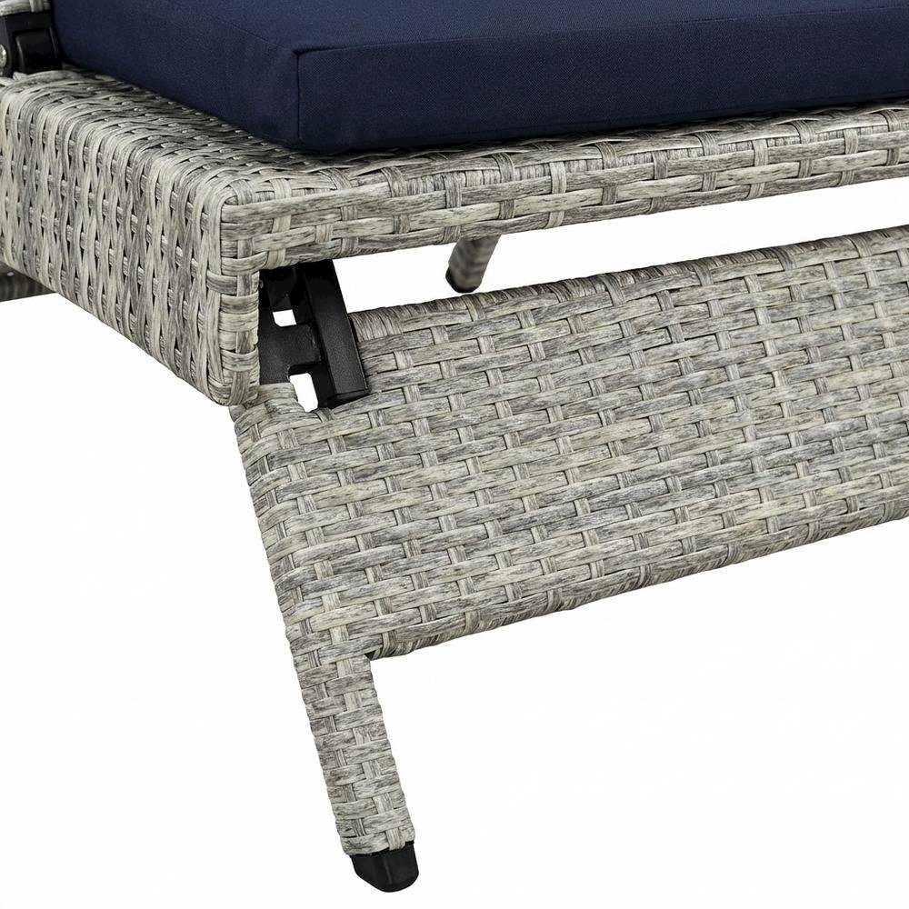 Outdoor Patio Wicker Rattan Lounge Chair With Armrest Support. Picture 6