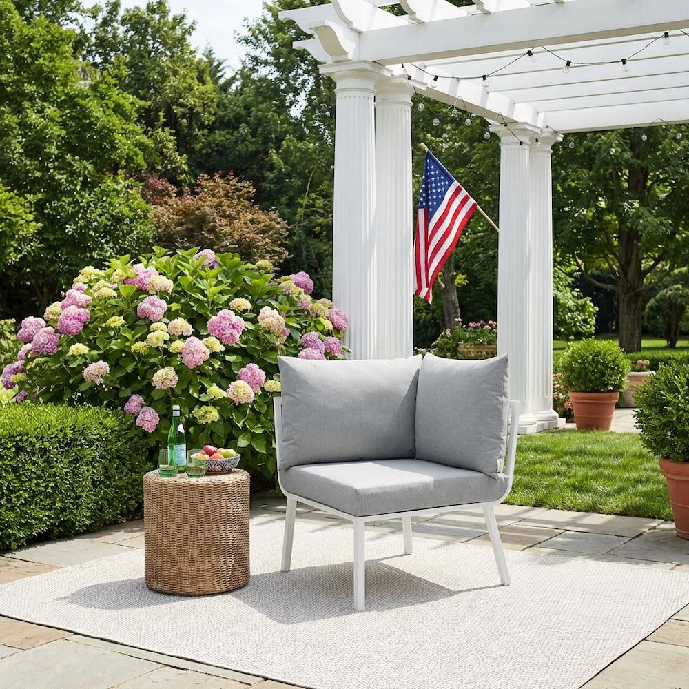 Aluminum Corner Lounge Chair For Outdoor Patio Relaxation. Picture 3