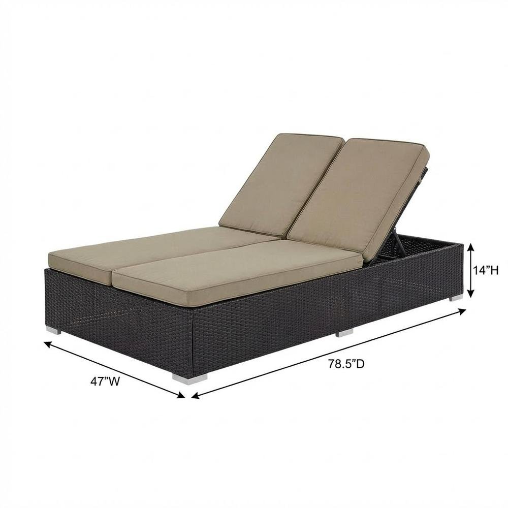 Wooden Outdoor Lounge Chair With Comfortable Design. Picture 7