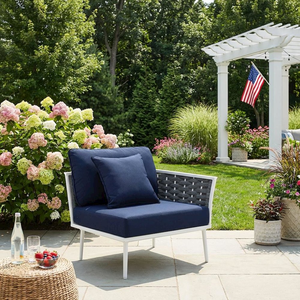 Outdoor Patio Aluminum Armchair With Contemporary Right-Facing Design. Picture 3