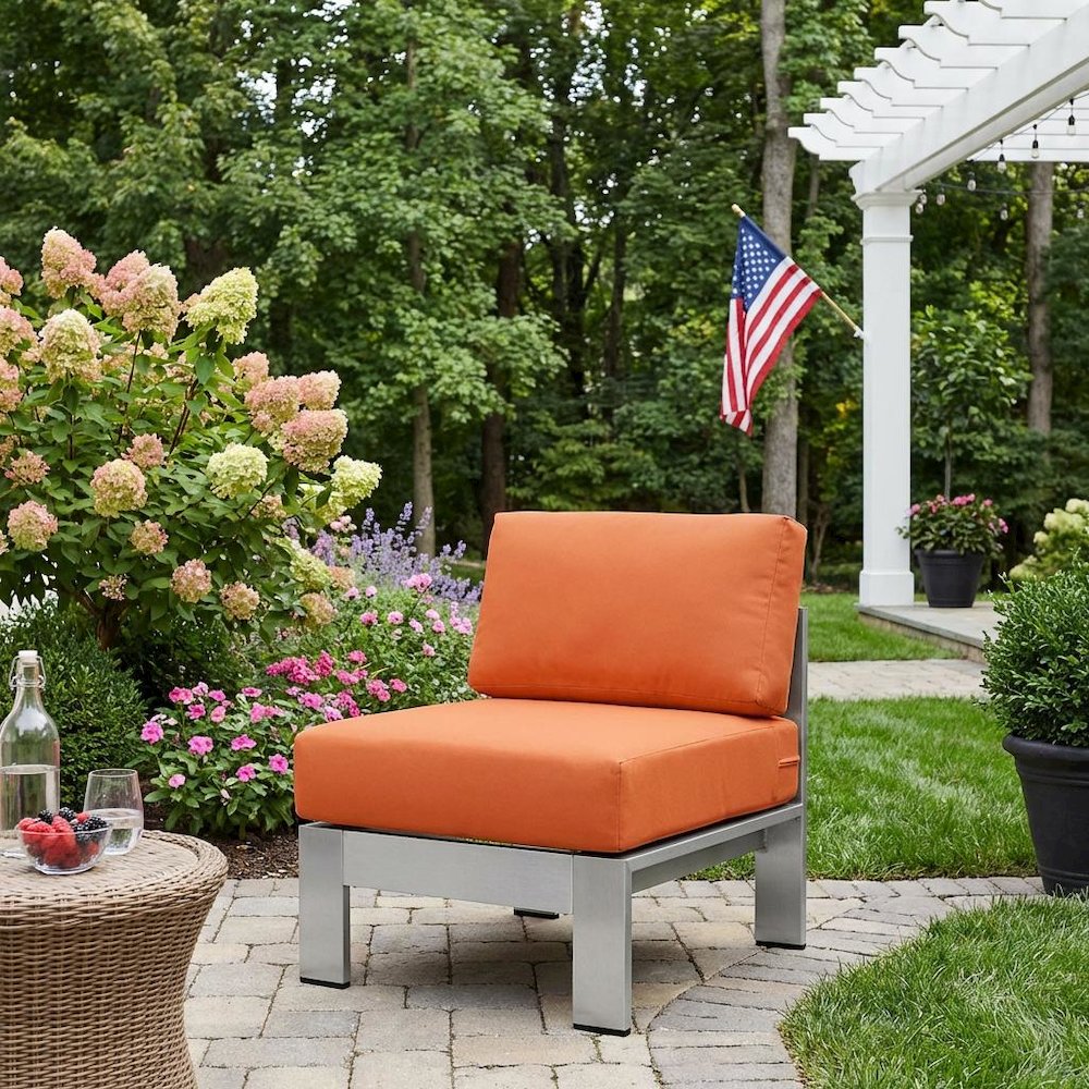 Outdoor Lounge Chair With Aluminum Frame And Armless Design. Picture 3