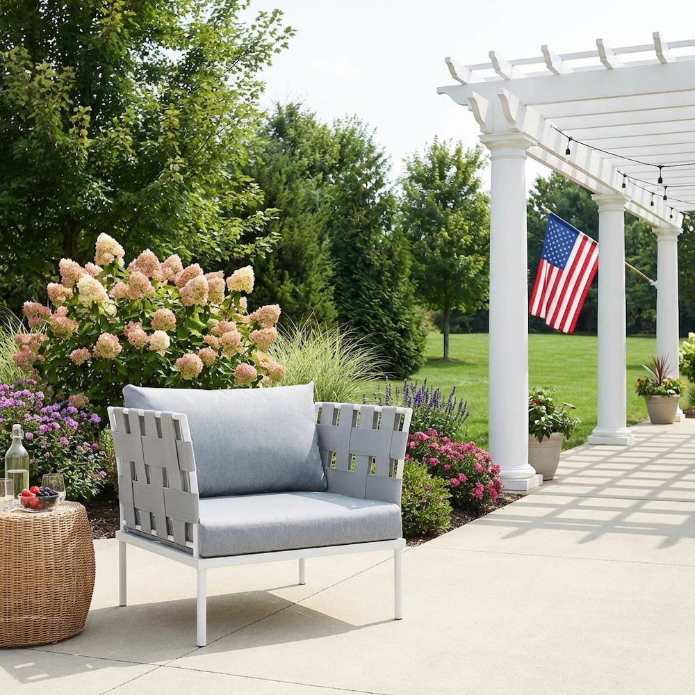 Aluminum Outdoor Lounge Chair With Cushioned Seat For Patio Relaxation. Picture 3
