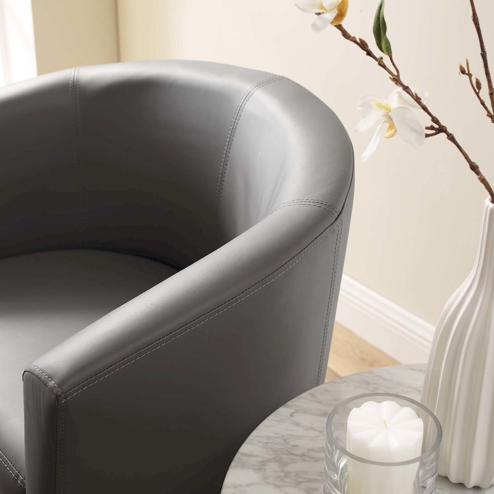 Divulge Armchair and Ottoman. Picture 7