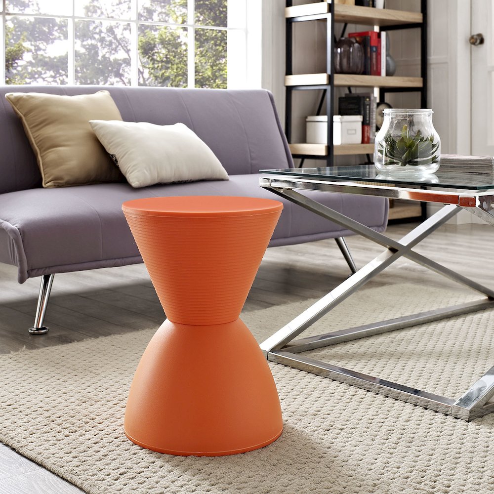 Haste Backless Stool. Picture 4