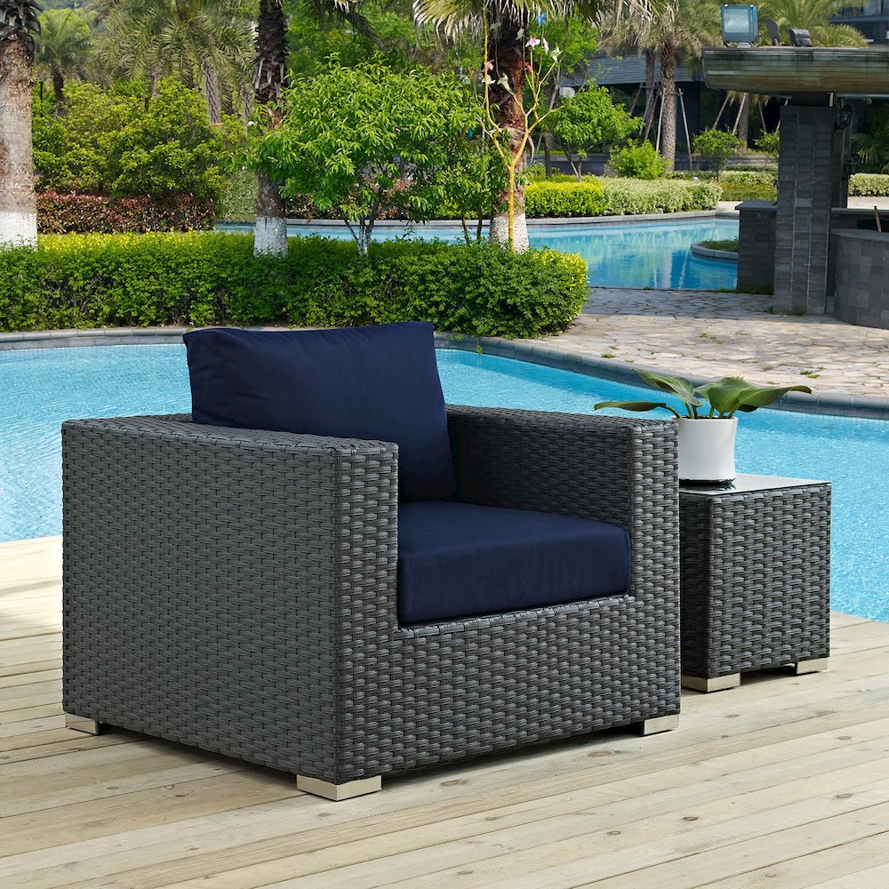 Sojourn Outdoor Patio Sunbrella Armchair. Picture 4