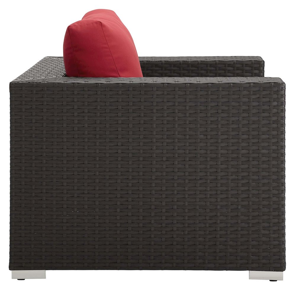 Sojourn Outdoor Patio Sunbrella Armchair. Picture 1