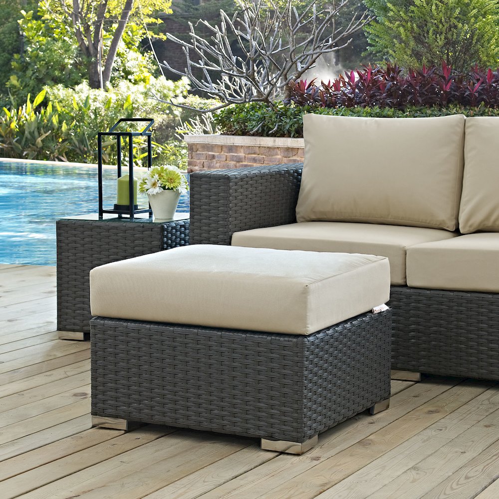 Sojourn Outdoor Patio Sunbrella Ottoman. Picture 3