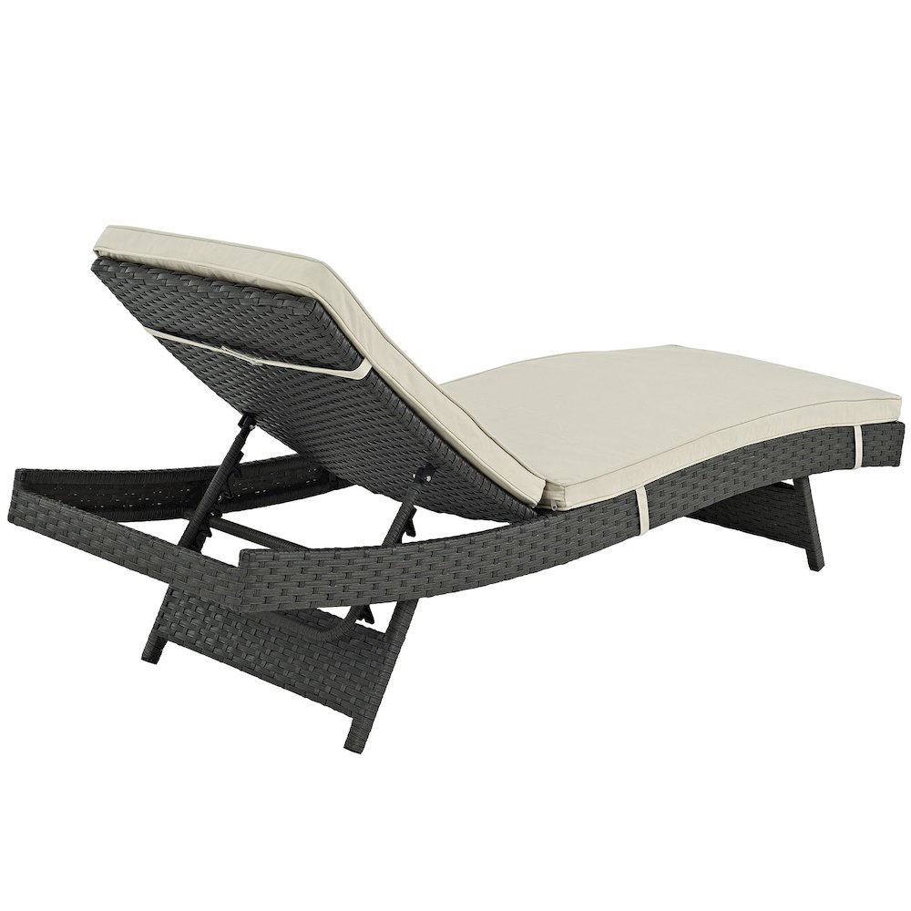 Sojourn Outdoor Patio Sunbrella Chaise. Picture 3
