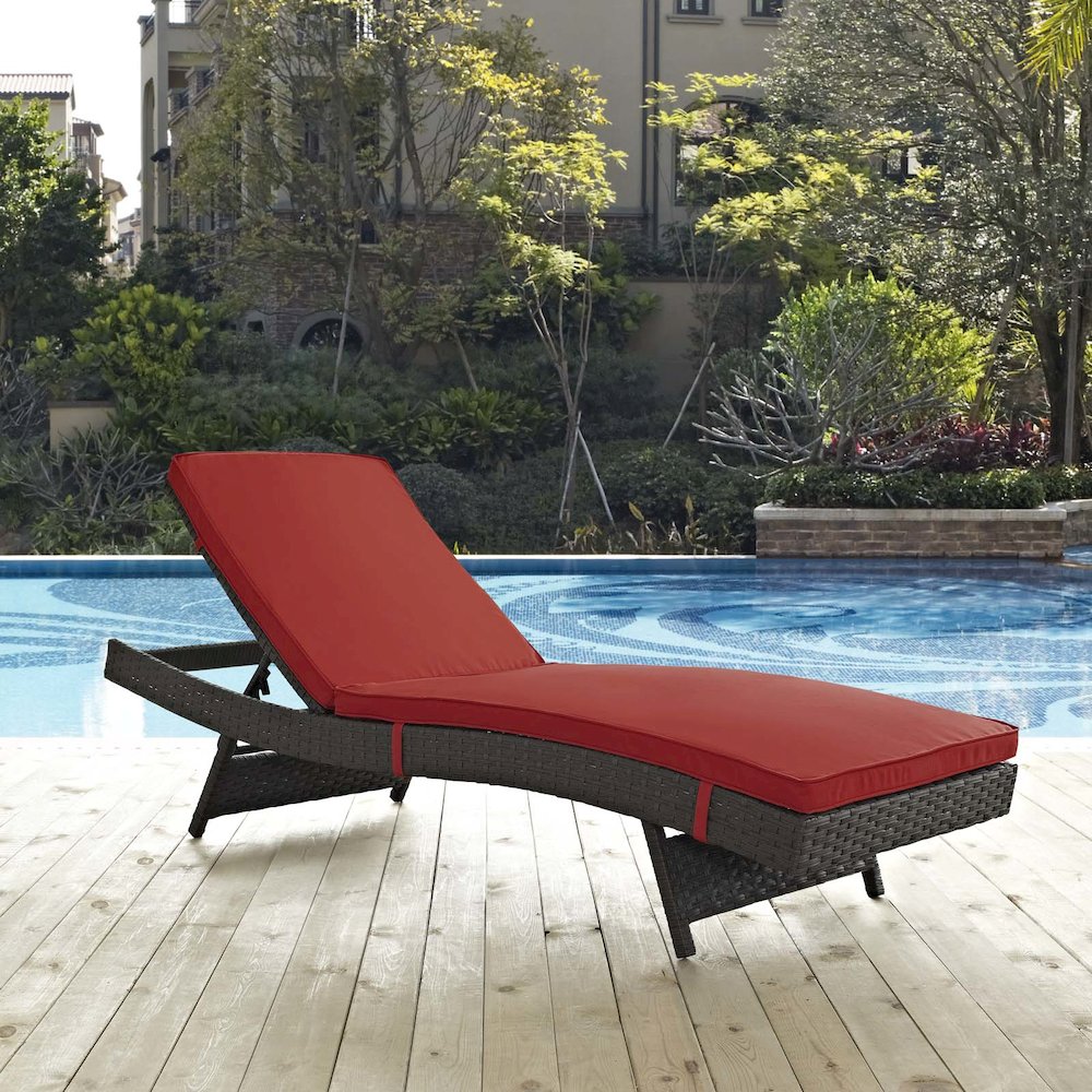 Sojourn Outdoor Patio Sunbrella Chaise. Picture 4