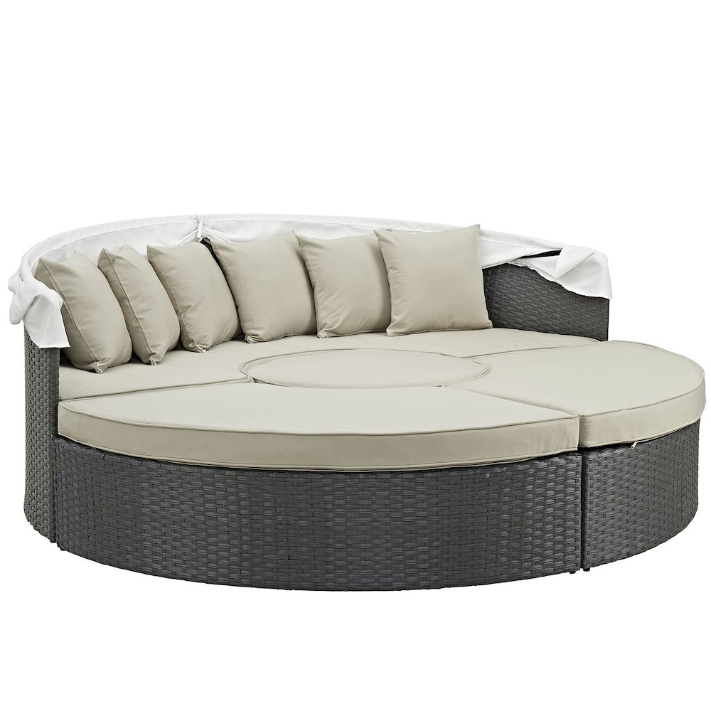 Sojourn Outdoor Patio Sunbrella® Daybed. Picture 4