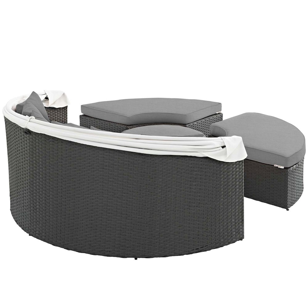 Sojourn Outdoor Patio Sunbrella Daybed. Picture 4